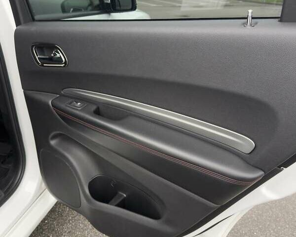 Белый Додж Дюранго, объемом двигателя 3.6 л и пробегом 137 тыс. км за 24000 $, фото 17 на Automoto.ua