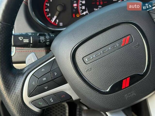 Белый Додж Дюранго, объемом двигателя 5.65 л и пробегом 106 тыс. км за 29000 $, фото 31 на Automoto.ua