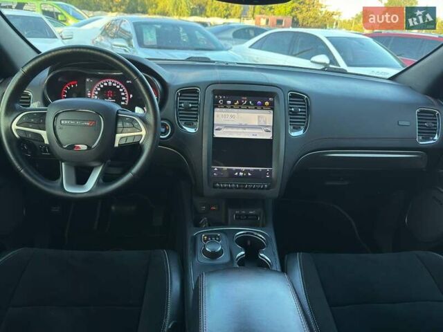 Белый Додж Дюранго, объемом двигателя 5.65 л и пробегом 106 тыс. км за 29000 $, фото 20 на Automoto.ua