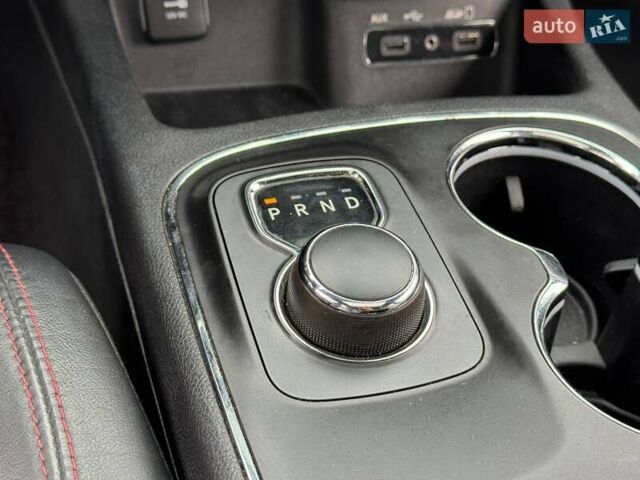 Белый Додж Дюранго, объемом двигателя 5.65 л и пробегом 150 тыс. км за 28500 $, фото 34 на Automoto.ua