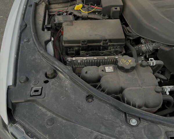 Білий Додж Durango, об'ємом двигуна 3.6 л та пробігом 167 тис. км за 22500 $, фото 43 на Automoto.ua