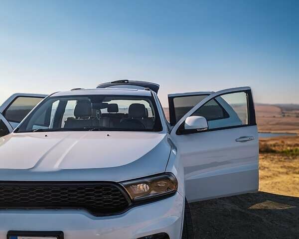 Белый Додж Дюранго, объемом двигателя 3.6 л и пробегом 116 тыс. км за 29900 $, фото 7 на Automoto.ua