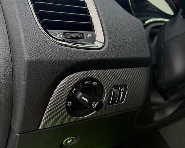 Білий Додж Durango, об'ємом двигуна 3.6 л та пробігом 167 тис. км за 22500 $, фото 20 на Automoto.ua