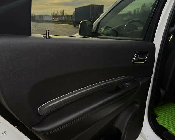 Білий Додж Durango, об'ємом двигуна 3.6 л та пробігом 167 тис. км за 22500 $, фото 32 на Automoto.ua