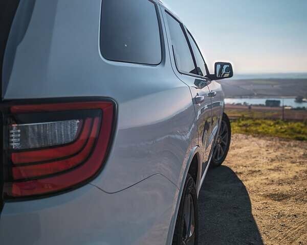 Белый Додж Дюранго, объемом двигателя 3.6 л и пробегом 116 тыс. км за 29900 $, фото 12 на Automoto.ua