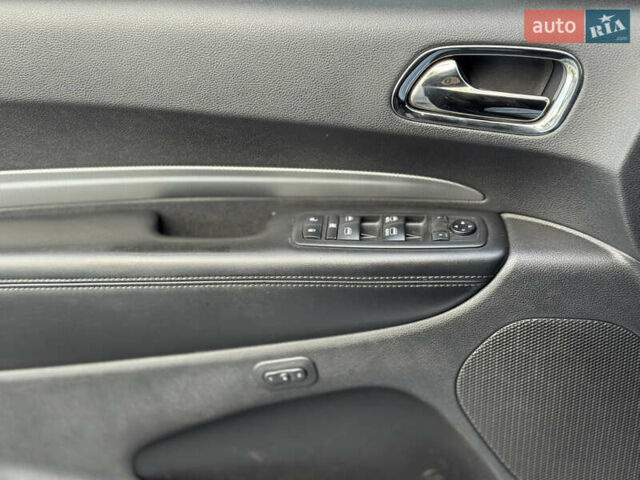 Білий Додж Durango, об'ємом двигуна 3.6 л та пробігом 106 тис. км за 24500 $, фото 23 на Automoto.ua