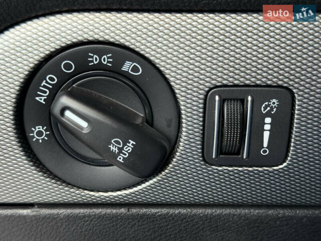 Білий Додж Durango, об'ємом двигуна 3.6 л та пробігом 106 тис. км за 24500 $, фото 22 на Automoto.ua