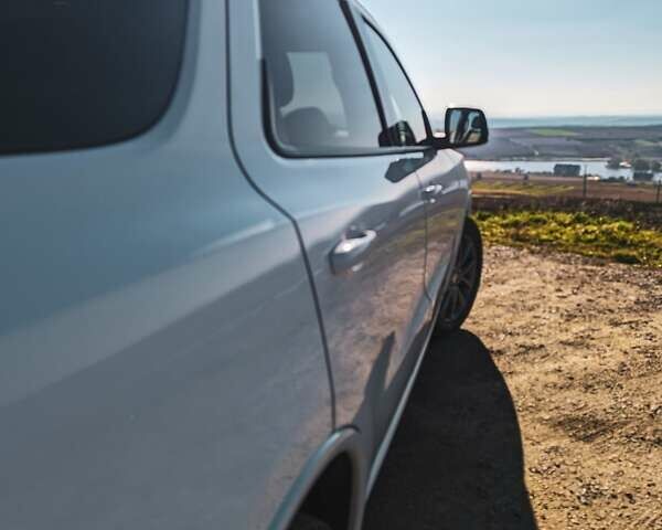 Белый Додж Дюранго, объемом двигателя 3.6 л и пробегом 116 тыс. км за 29900 $, фото 9 на Automoto.ua