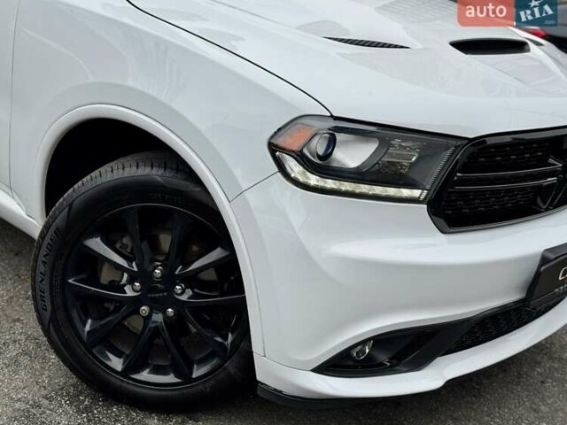 Белый Додж Дюранго, объемом двигателя 3.6 л и пробегом 114 тыс. км за 24900 $, фото 9 на Automoto.ua