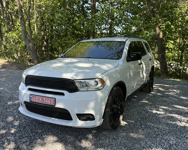 Белый Додж Дюранго, объемом двигателя 3.6 л и пробегом 182 тыс. км за 18700 $, фото 2 на Automoto.ua