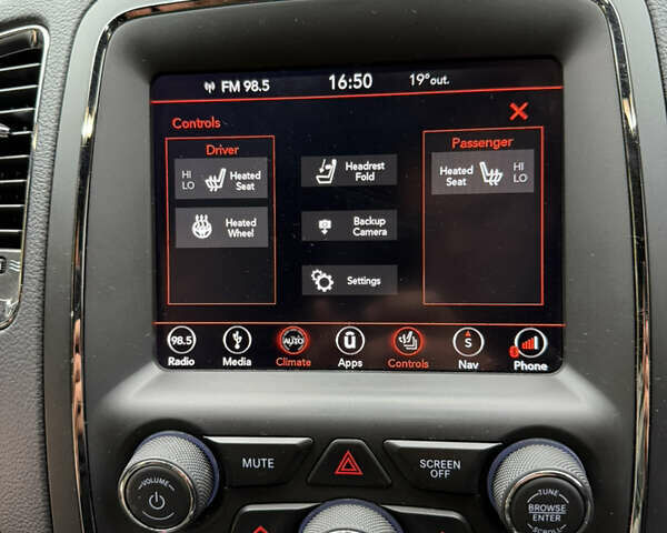 Белый Додж Дюранго, объемом двигателя 5.65 л и пробегом 149 тыс. км за 26000 $, фото 28 на Automoto.ua