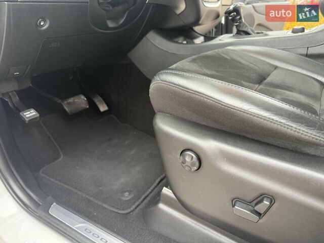 Белый Додж Дюранго, объемом двигателя 5.65 л и пробегом 83 тыс. км за 30200 $, фото 31 на Automoto.ua