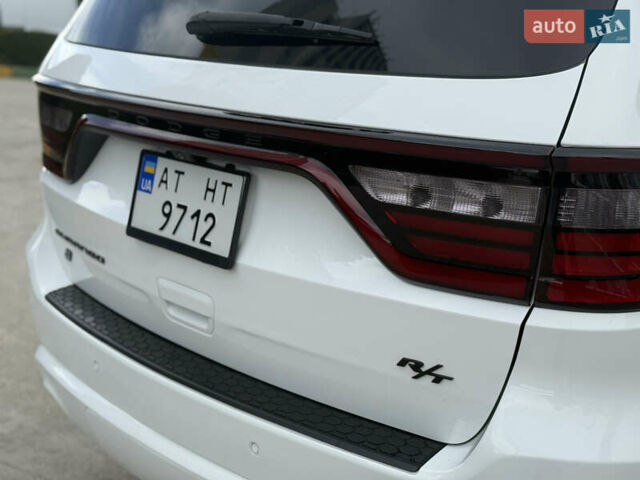 Белый Додж Дюранго, объемом двигателя 5.65 л и пробегом 83 тыс. км за 30200 $, фото 10 на Automoto.ua