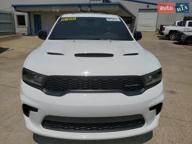 Белый Додж Дюранго, объемом двигателя 5.65 л и пробегом 45 тыс. км за 15000 $, фото 5 на Automoto.ua