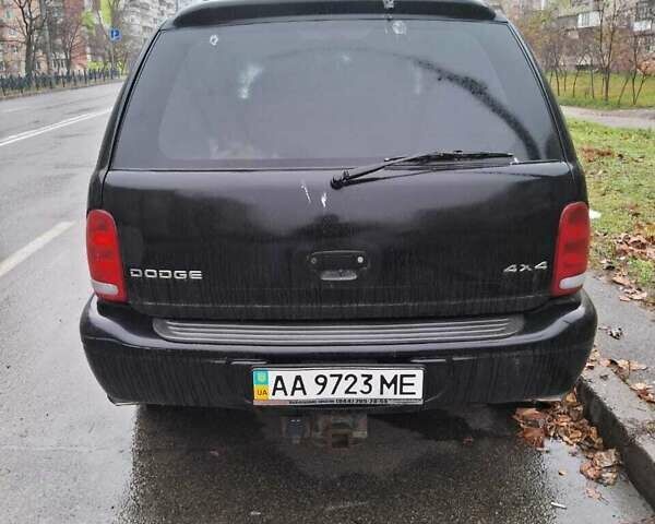 Чорний Додж Durango, об'ємом двигуна 4.7 л та пробігом 250 тис. км за 12000 $, фото 1 на Automoto.ua