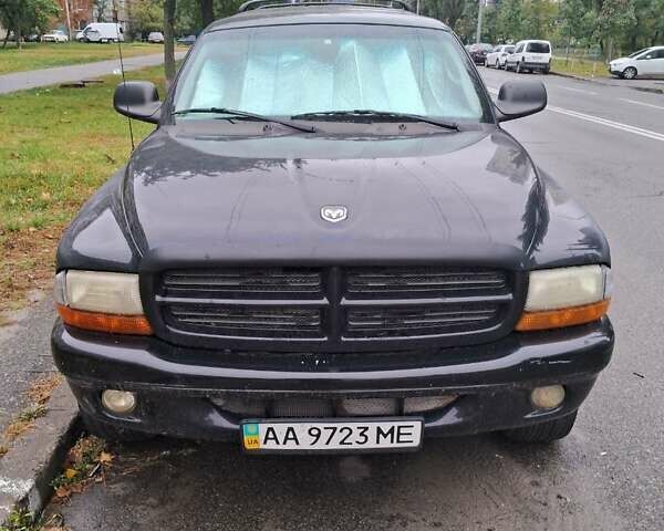 Чорний Додж Durango, об'ємом двигуна 4.7 л та пробігом 250 тис. км за 12000 $, фото 4 на Automoto.ua