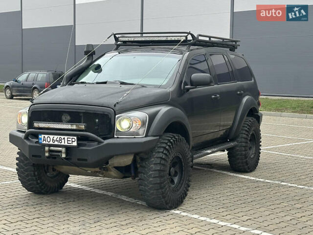 Черный Додж Дюранго, объемом двигателя 5.7 л и пробегом 160 тыс. км за 18500 $, фото 1 на Automoto.ua