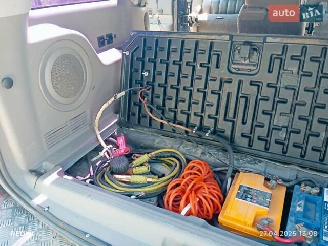 Черный Додж Дюранго, объемом двигателя 5.7 л и пробегом 156 тыс. км за 17300 $, фото 27 на Automoto.ua