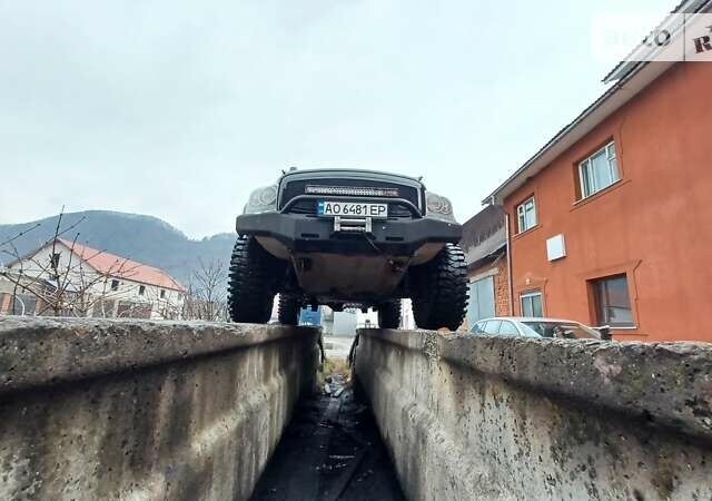 Чорний Додж Durango, об'ємом двигуна 5.7 л та пробігом 150 тис. км за 19999 $, фото 8 на Automoto.ua