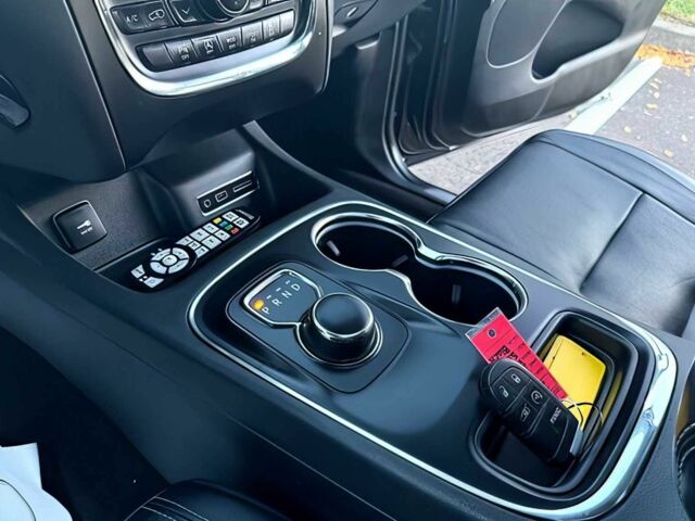 Чорний Додж Durango, об'ємом двигуна 3.6 л та пробігом 71 тис. км за 14000 $, фото 9 на Automoto.ua