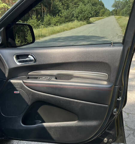 Чорний Додж Durango, об'ємом двигуна 5.7 л та пробігом 182 тис. км за 28300 $, фото 11 на Automoto.ua