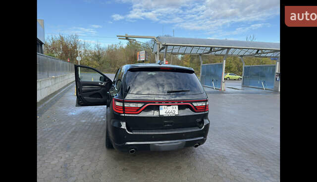 Черный Додж Дюранго, объемом двигателя 5.65 л и пробегом 157 тыс. км за 33000 $, фото 4 на Automoto.ua