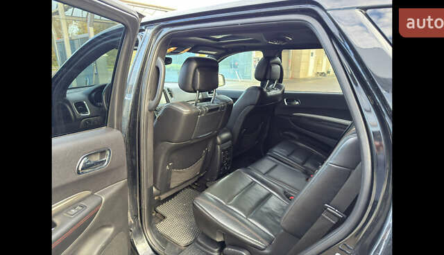 Черный Додж Дюранго, объемом двигателя 5.65 л и пробегом 157 тыс. км за 33000 $, фото 11 на Automoto.ua