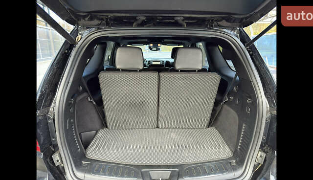 Черный Додж Дюранго, объемом двигателя 5.65 л и пробегом 157 тыс. км за 33000 $, фото 16 на Automoto.ua