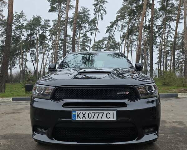 Черный Додж Дюранго, объемом двигателя 5.65 л и пробегом 126 тыс. км за 29000 $, фото 1 на Automoto.ua