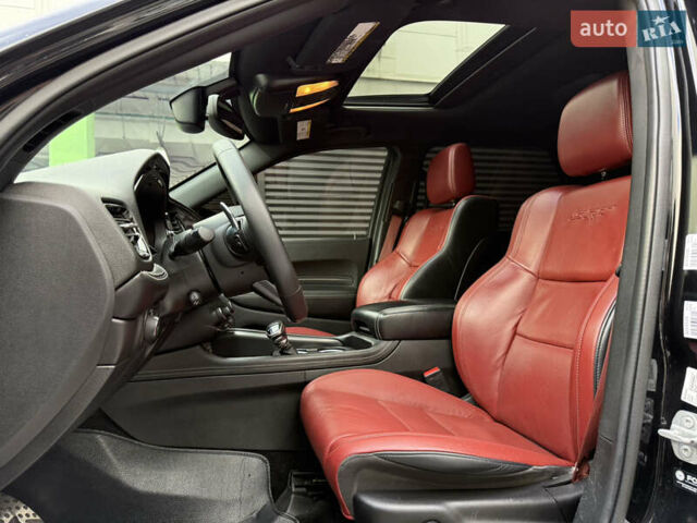 Черный Додж Дюранго, объемом двигателя 6.4 л и пробегом 106 тыс. км за 42000 $, фото 11 на Automoto.ua