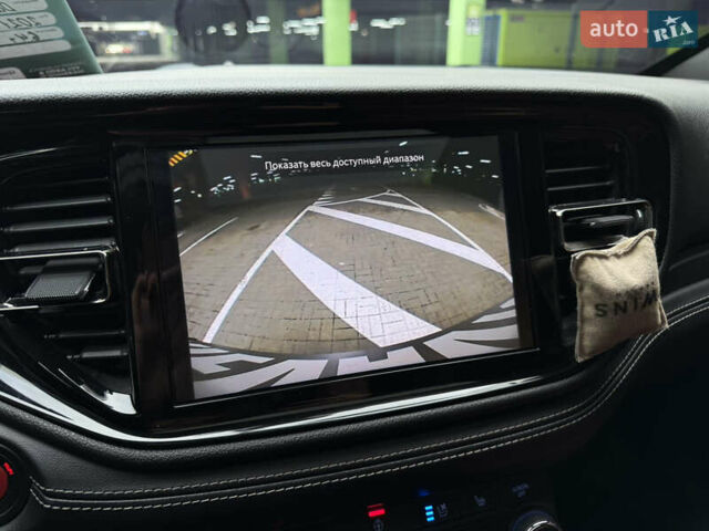 Черный Додж Дюранго, объемом двигателя 6.4 л и пробегом 106 тыс. км за 42000 $, фото 19 на Automoto.ua