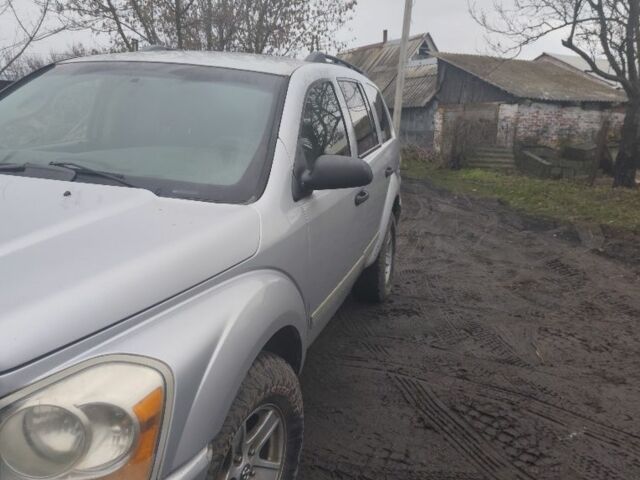 Серый Додж Дюранго, объемом двигателя 4.7 л и пробегом 223 тыс. км за 4699 $, фото 1 на Automoto.ua