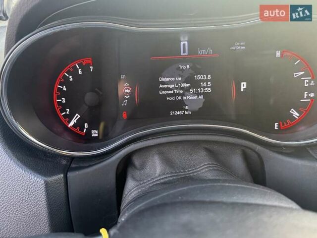 Серый Додж Дюранго, объемом двигателя 3.6 л и пробегом 218 тыс. км за 19900 $, фото 7 на Automoto.ua