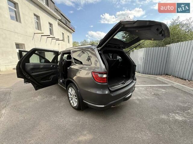 Серый Додж Дюранго, объемом двигателя 3.6 л и пробегом 228 тыс. км за 18500 $, фото 8 на Automoto.ua