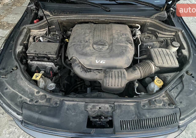 Серый Додж Дюранго, объемом двигателя 3.6 л и пробегом 175 тыс. км за 21500 $, фото 7 на Automoto.ua