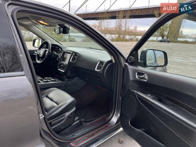 Серый Додж Дюранго, объемом двигателя 3.6 л и пробегом 268 тыс. км за 16400 $, фото 17 на Automoto.ua