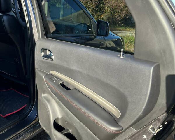 Сірий Додж Durango, об'ємом двигуна 5.7 л та пробігом 68 тис. км за 33500 $, фото 26 на Automoto.ua