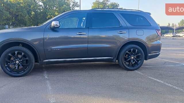 Сірий Додж Durango, об'ємом двигуна 3.61 л та пробігом 134 тис. км за 23000 $, фото 4 на Automoto.ua