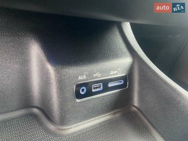 Серый Додж Дюранго, объемом двигателя 3.6 л и пробегом 195 тыс. км за 23700 $, фото 10 на Automoto.ua