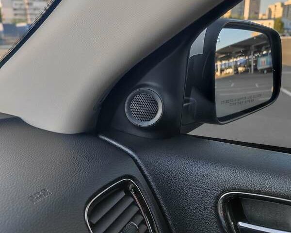 Серый Додж Дюранго, объемом двигателя 3.6 л и пробегом 170 тыс. км за 21500 $, фото 32 на Automoto.ua