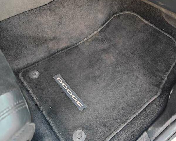 Серый Додж Дюранго, объемом двигателя 3.6 л и пробегом 170 тыс. км за 21500 $, фото 13 на Automoto.ua