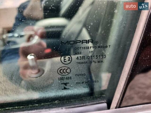 Серый Додж Дюранго, объемом двигателя 3.6 л и пробегом 189 тыс. км за 17500 $, фото 24 на Automoto.ua