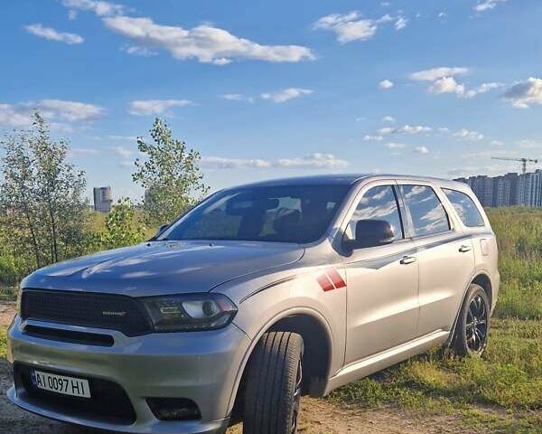 Додж Дюранго 2019 в Киеве на Automoto.ua Серый Додж Дюранго, объемом двигателя 3.61 л и пробегом 110 тыс. км за 25800 $, фото 1 на Automoto.ua