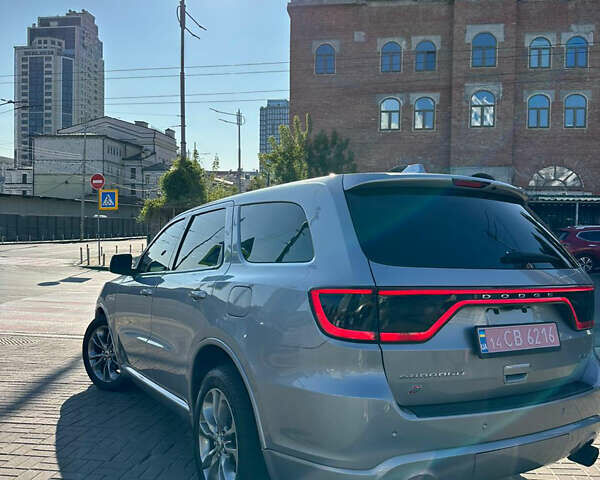 Сірий Додж Durango, об'ємом двигуна 5.65 л та пробігом 134 тис. км за 28999 $, фото 4 на Automoto.ua