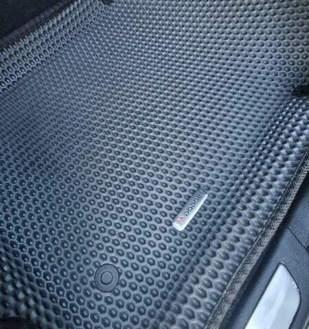 Додж Дюранго 2019 в Киеве на Automoto.ua Серый Додж Дюранго, объемом двигателя 3.61 л и пробегом 110 тыс. км за 25800 $, фото 28 на Automoto.ua