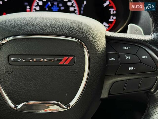 Сірий Додж Durango, об'ємом двигуна 5.65 л та пробігом 134 тис. км за 28699 $, фото 47 на Automoto.ua