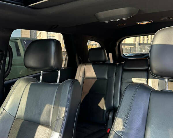 Сірий Додж Durango, об'ємом двигуна 5.65 л та пробігом 134 тис. км за 28999 $, фото 10 на Automoto.ua