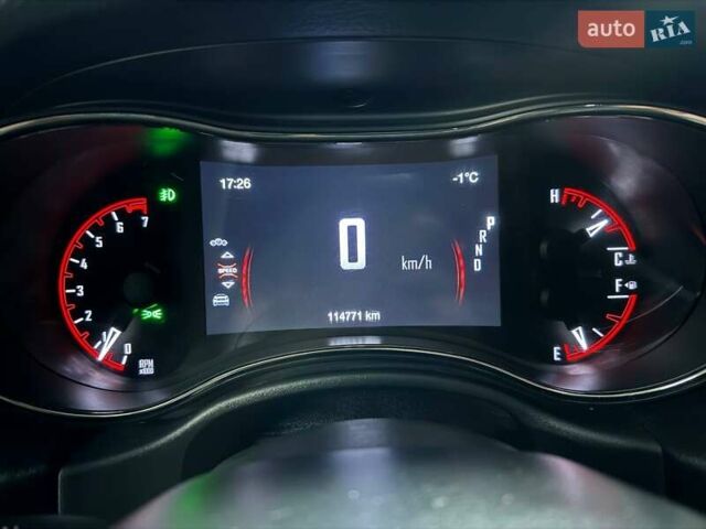 Серый Додж Дюранго, объемом двигателя 3.61 л и пробегом 114 тыс. км за 26490 $, фото 18 на Automoto.ua