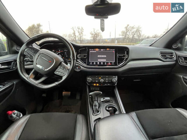 Сірий Додж Durango, об'ємом двигуна 5.65 л та пробігом 80 тис. км за 39900 $, фото 14 на Automoto.ua
