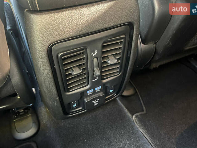 Додж Дюранго 2021 в Ивано-Франковске на Automoto.ua Серый Додж Дюранго, объемом двигателя 3.6 л и пробегом 71 тыс. км за 44000 $, фото 21 на Automoto.ua